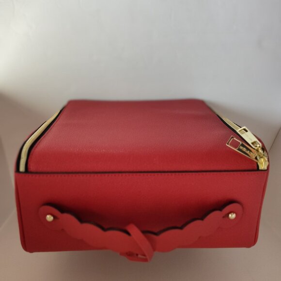 Estee Lauder Red Faux Leather Train Case - Picture 2 of 4